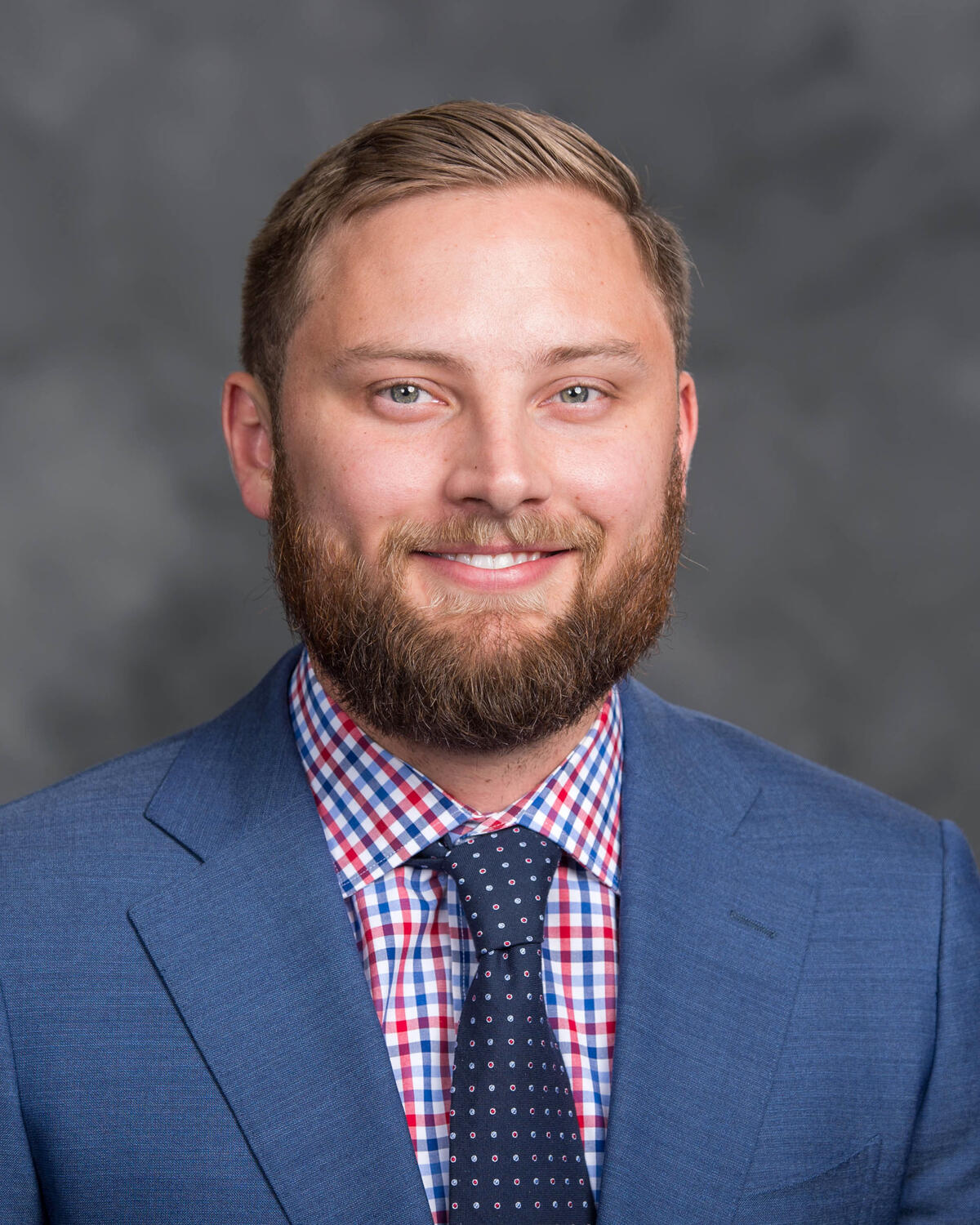 Headshot Image for Nathan VanDiggelen